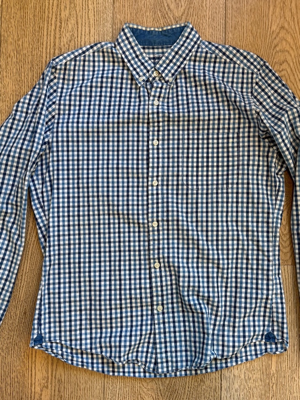 J Crew Men's Buttondown - Size M